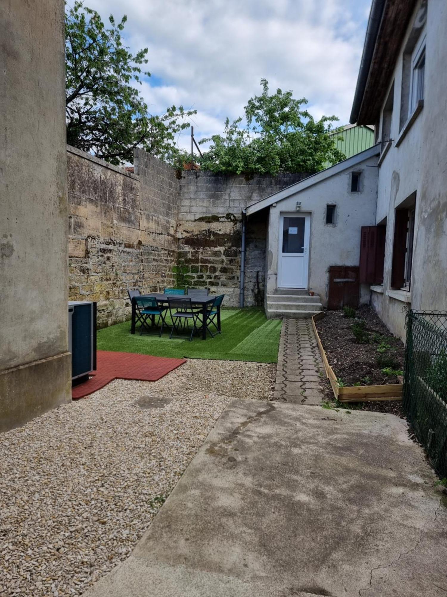 L Essentiel Gite Pour 6 Personnes Sireuil  Exterior foto